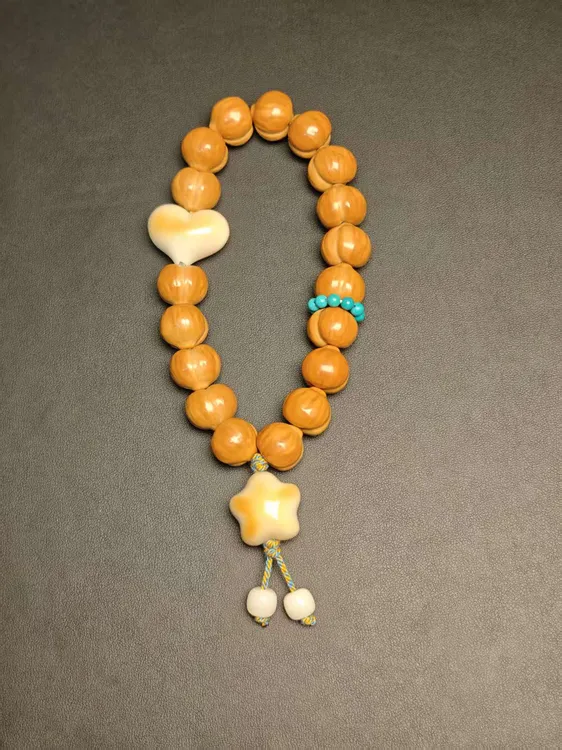 【A+屁桃爱心全品】猴头核桃屁桃爱心手持手串配饰15-17微返油