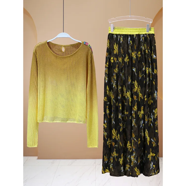 【韩哥女装】设计师款轻熟风渐变黄勾花镂空针织衫时尚套装7550A