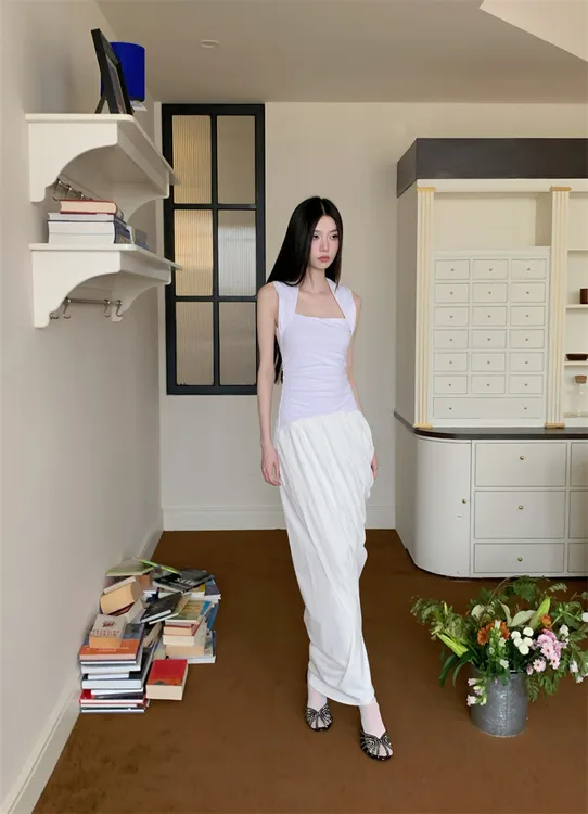 超好看的独特漂亮掐腰裙立裁修身捏褶不对称高级感花苞连衣裙女夏