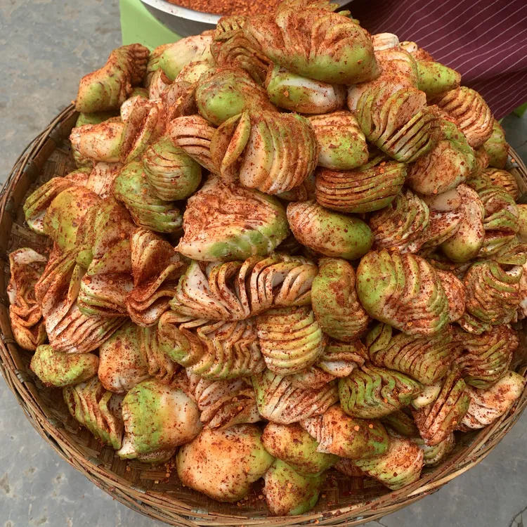 四川麻辣大头菜脆爽下饭菜正宗宜宾特产手撕香辣咸菜开胃脆爽批发