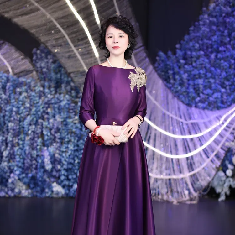 高定宴会修身婚宴气质酒喜婆婆妈妈装2025婚宴礼服高贵长款