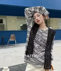 【35221】伊#休闲百搭条纹圆领宽松上衣+披肩