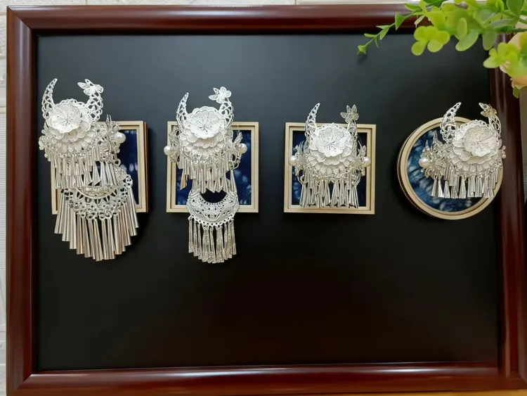 贵州特色文创伴手礼生日礼物扎染苗族苗帽冰箱贴贵阳苗冠冰箱贴