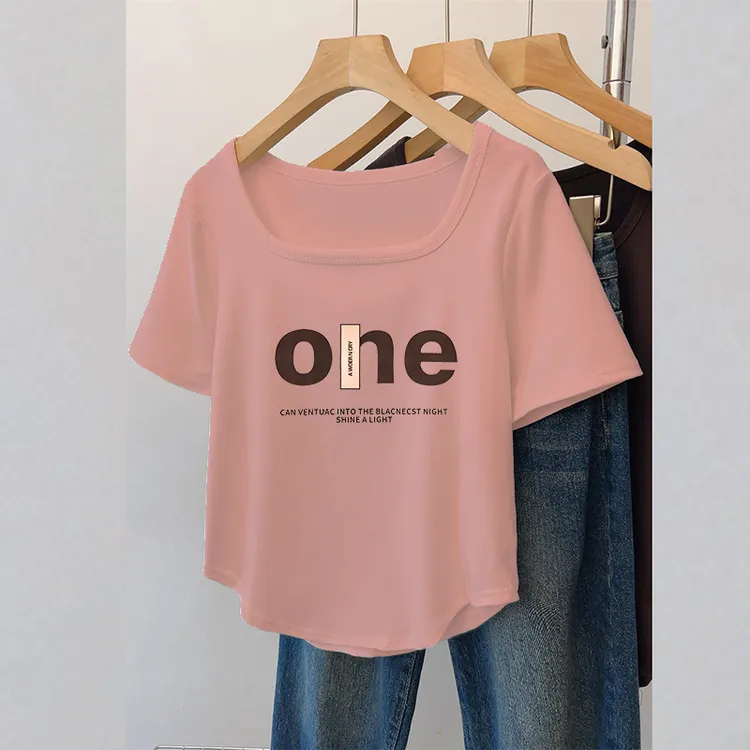 2025年微胖大码女装极简风正肩小方领T恤t恤半袖打底韩版夏季印花