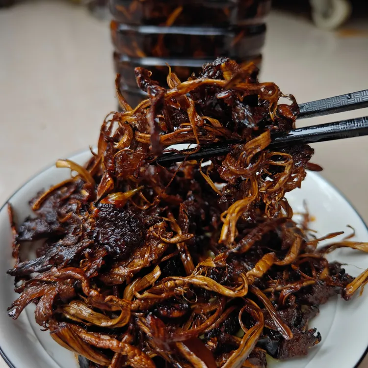 云南新鲜美味野生鸡枞菌油炸顺丰包邮