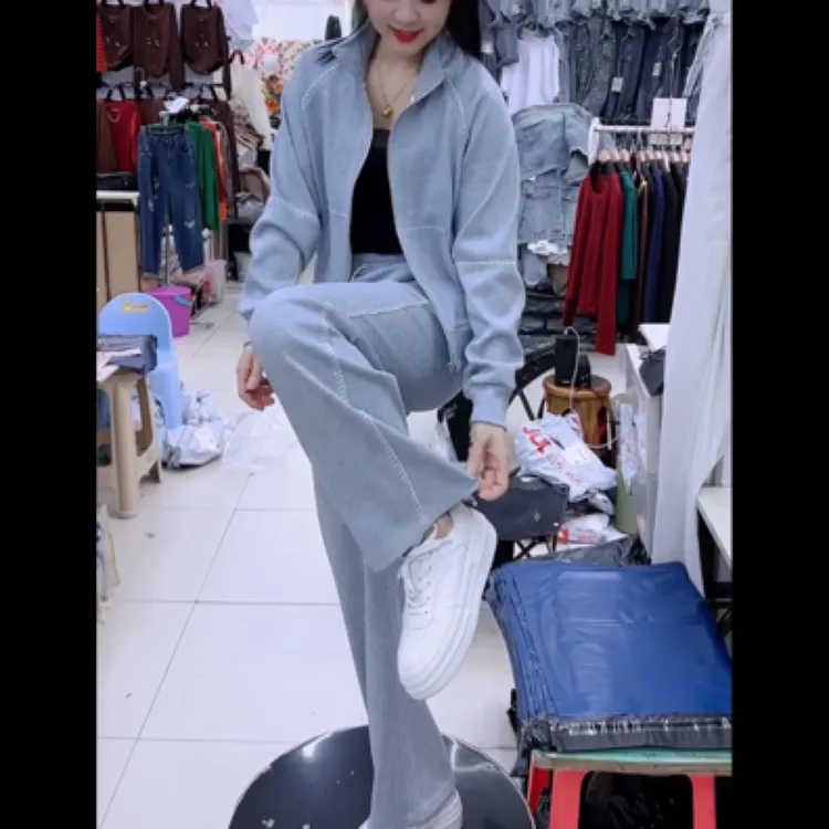 1576款春季新品精致棉时尚分体两件套装