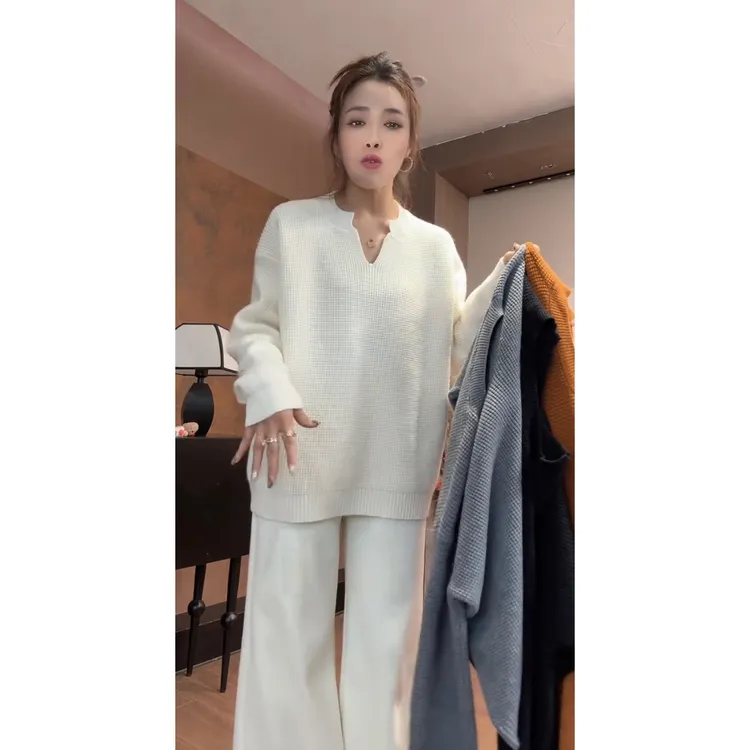 欧货套头款宽松型冬季女剪刀领口设计毛针织衫毛衣纯色休闲风