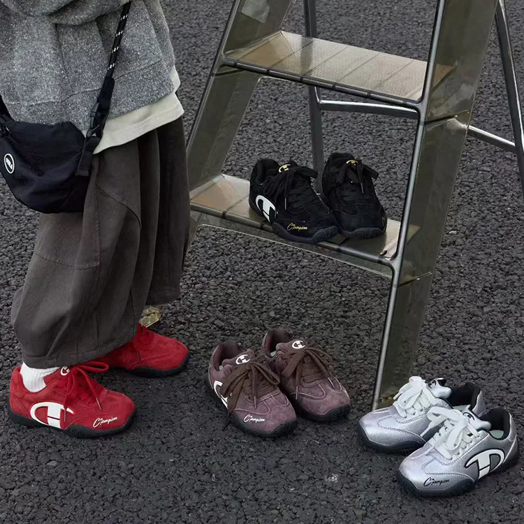 儿童运动鞋2025秋季女童休闲鞋韩系百搭男童德训鞋轻便真皮阿甘鞋