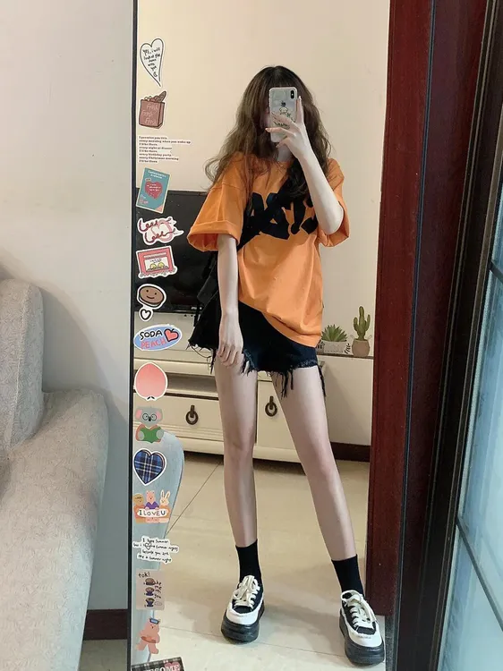 2025新款夏季多巴胺穿搭时尚显瘦宽松橙色短袖T恤高腰设计感短裤