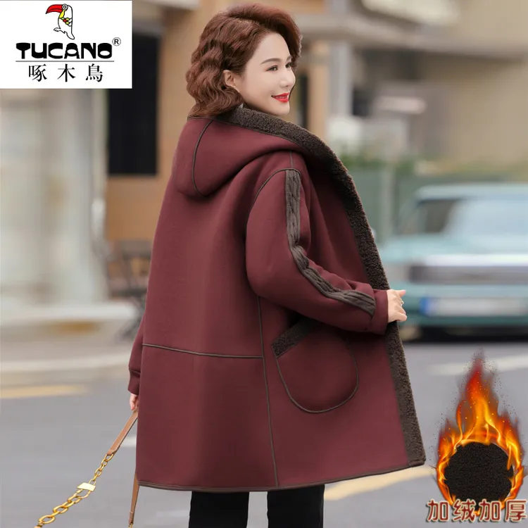 啄木鸟妈妈冬装外套羊羔绒加厚棉袄中老年女装秋冬皮毛一体大衣保