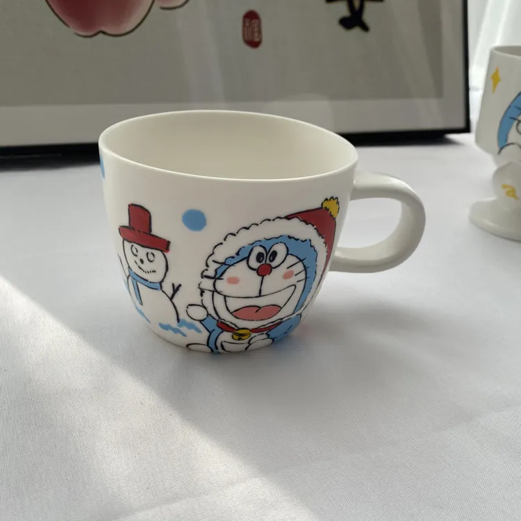 蓝胖子哆啦A梦圣诞款手绘陶瓷马克杯釉下彩可爱