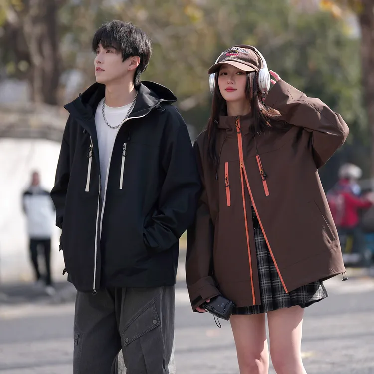 春秋美式休闲宽松冲锋衣情侣装连帽夹克男大码工装外套潮流百搭