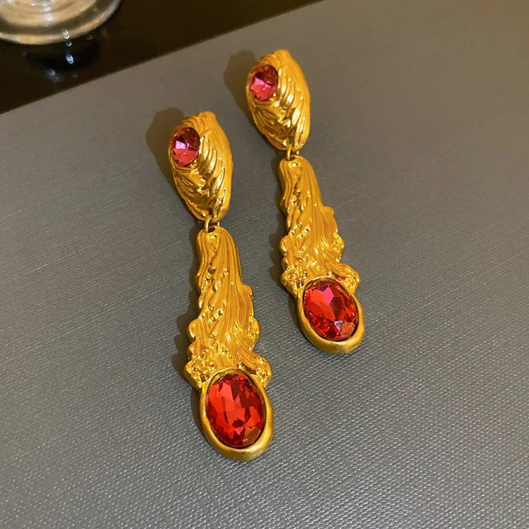 合金锆石胸针 复古植物花卉女金色胸针编织小众法式彩色精致素款