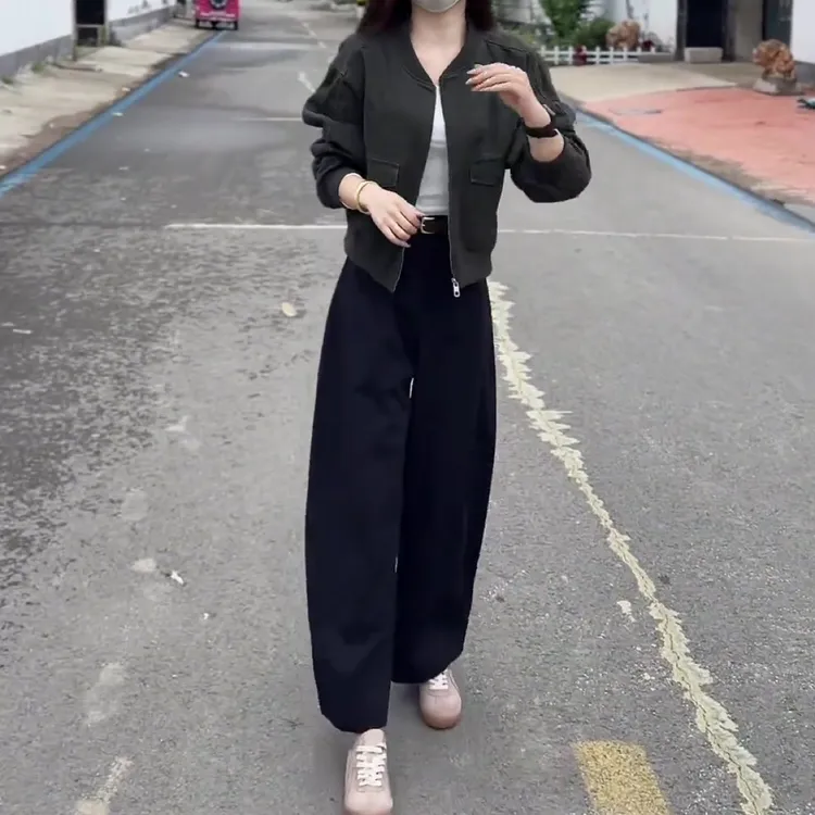 新款气质网红时尚休闲设计感百搭大码女装