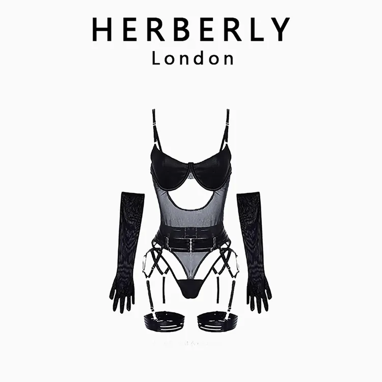 英国 HERBERLY 高级感小胸显大免脱聚拢内衣女趣味横生修身套装