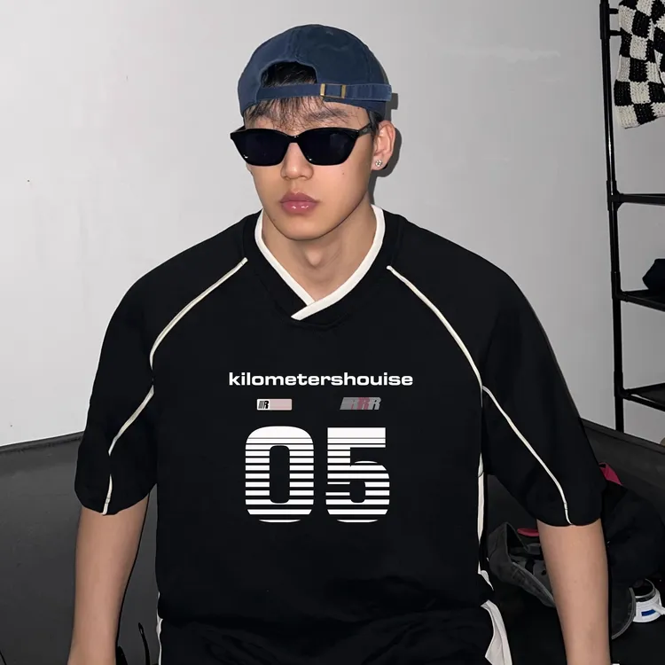 HIP潮牌美式复古v领印花短袖t恤男大码宽松重磅纯棉设计感体恤衫