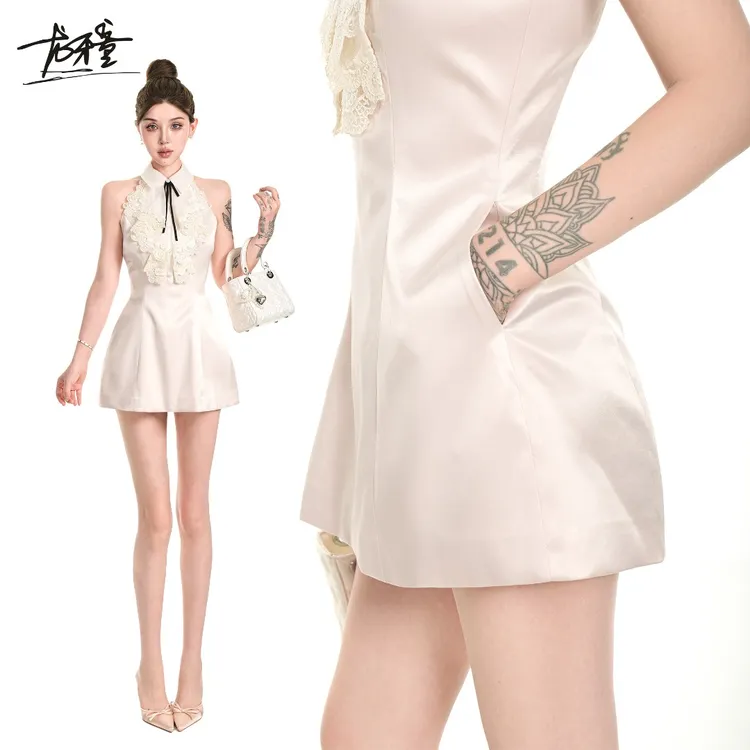 龙牙童推荐【许我耀眼】法式纯欲蕾丝显瘦挂脖无袖连衣裙许妍同款