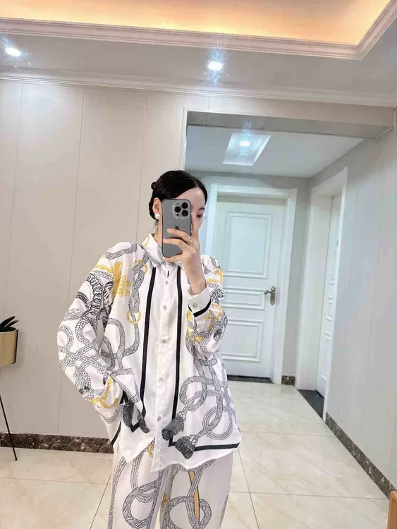 明星款两件法式老钱风H家绳结印染长袖衬衫阔腿裤秋气质时尚套装