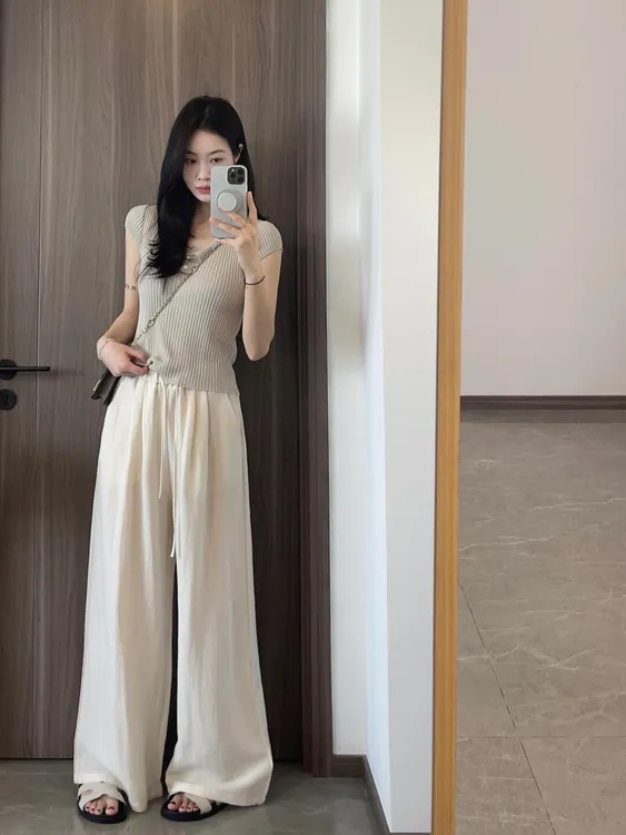 【一点动心】休闲气质温柔优雅杏色短袖吊带上衣高腰松紧直筒长裤女