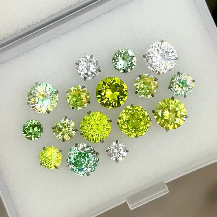 钛钢耳饰 绿光幻影RINGRING商店绿色系耳骨钉钛钢养耳耳钉