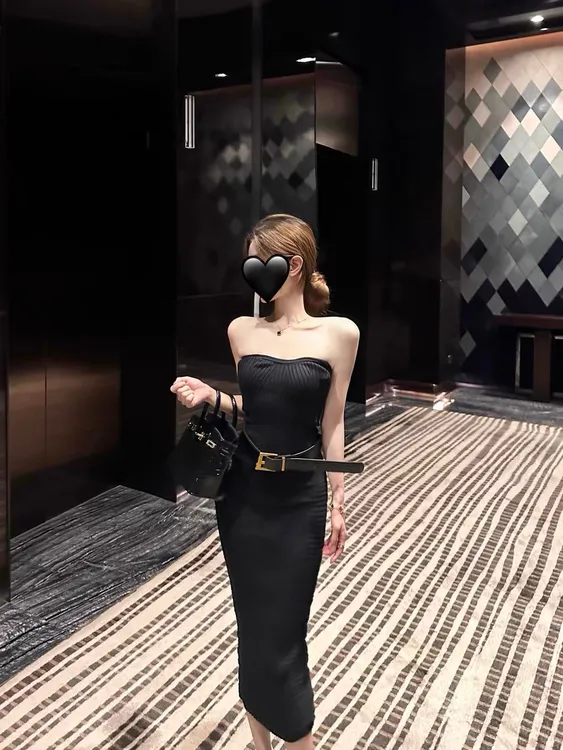 复古女郎 抹胸收腰连衣裙女时尚气质时尚性感修身显瘦包臀中长裙