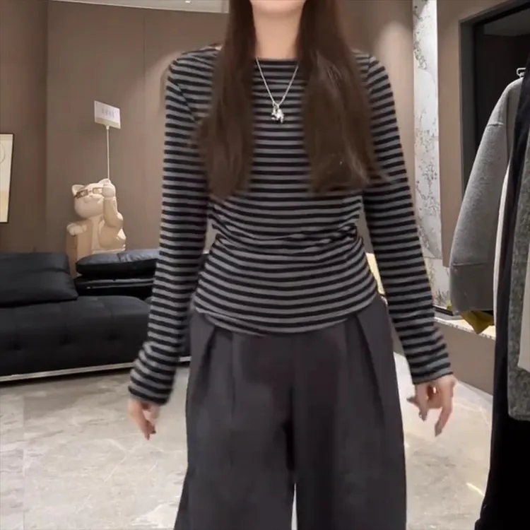 韩系气质条纹长袖T恤女秋季大码胖mm双11百搭设计感内搭打底上衣