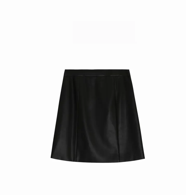 秋冬新款黑色高腰显瘦气质A字裙极简风舒适皮裙半身裙