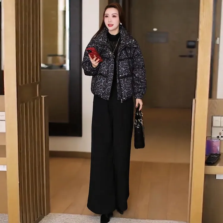 韩版时尚百搭面包服棉袄2025冬季新款豹纹棉衣保暖立领短款棉服女