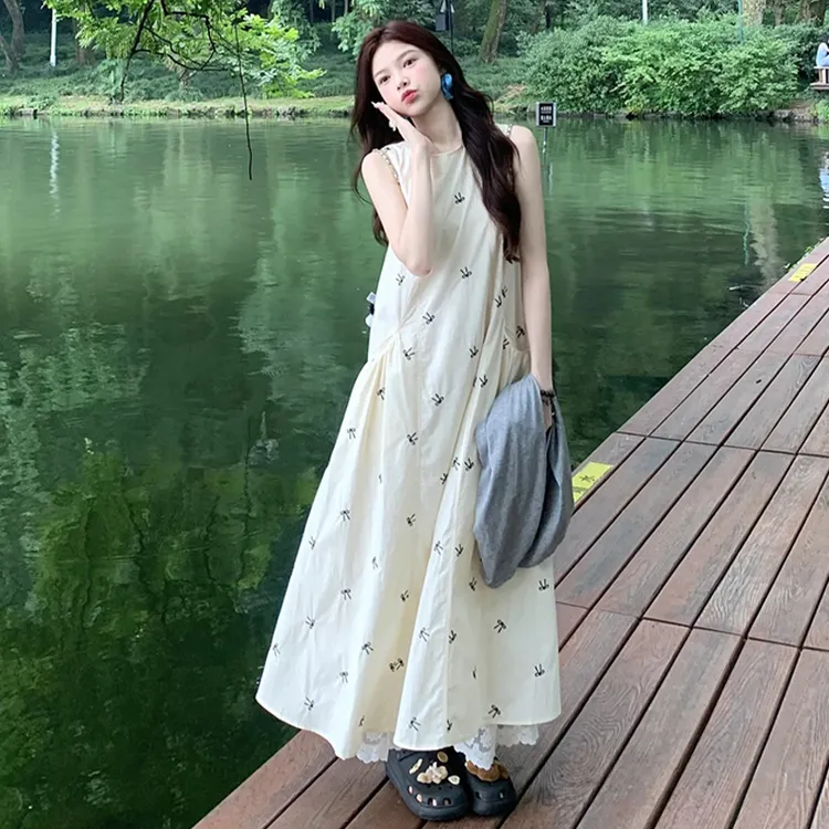 2687夏季长裙蝴蝶结刺绣蝴蝶连衣裙碎花裙子韩版时尚收腰宽松女装