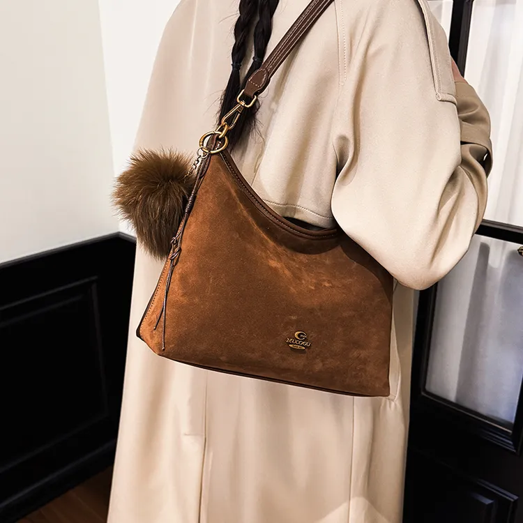 大容量磨砂腋下包女2025秋冬新款日常休闲单肩包高级感复古斜挎包