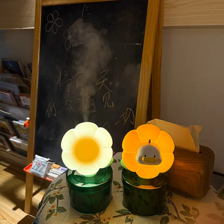 高颜值小花加湿器小型办公室桌面网红小夜灯无线静音