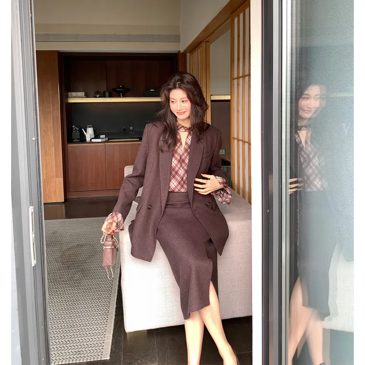 【ALONE SAVOR】龍喜儿倾城 羊毛双排扣西装外套半裙套装L674