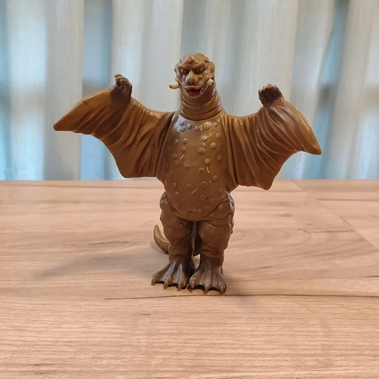 奥特曼 怪兽 奥特Q 佩吉拉 17cm 软胶 中古品