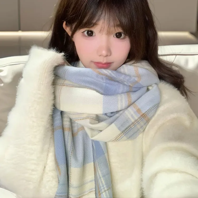 韩系氛围感格子围巾女秋冬季2025新款百搭可爱学生保暖高级感围脖