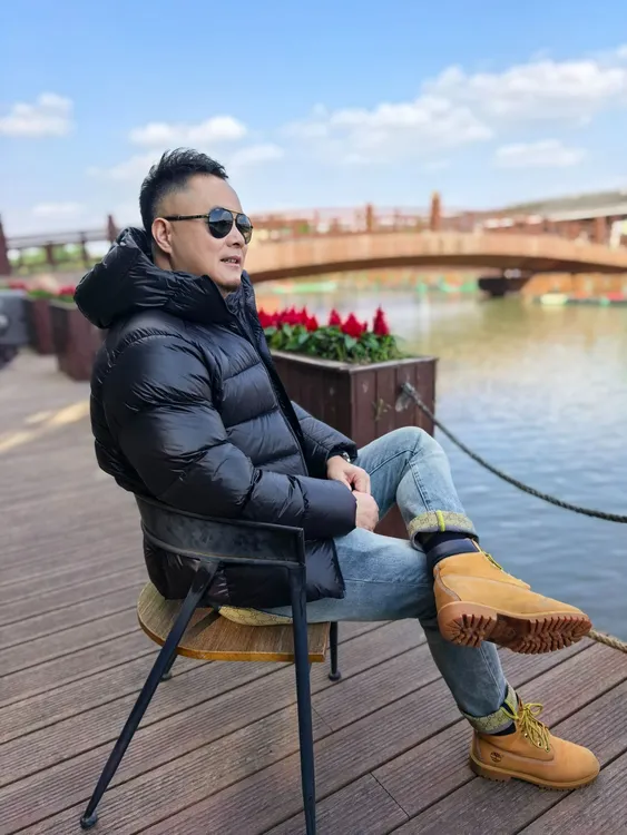 Ultra-warm 加厚爆暖时尚经典运动羽绒服