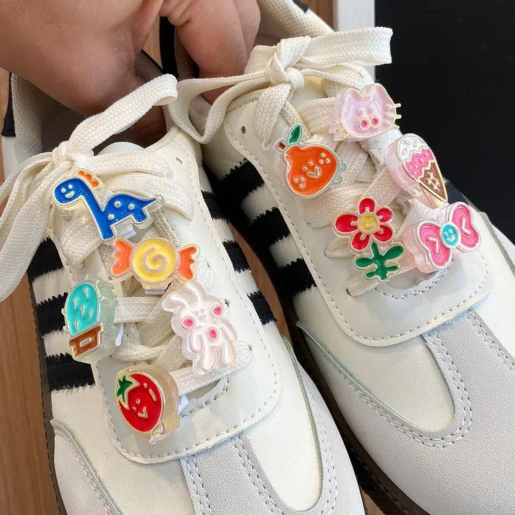 ins可爱卡通立体描边鞋带扣可拆卸diy鞋花鞋子装饰配件适配德训鞋