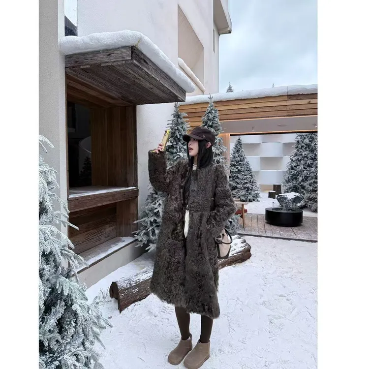 PCNY不理理“暮云棠”中长款高端奢感百搭小羔羊皮毛一体皮草外套