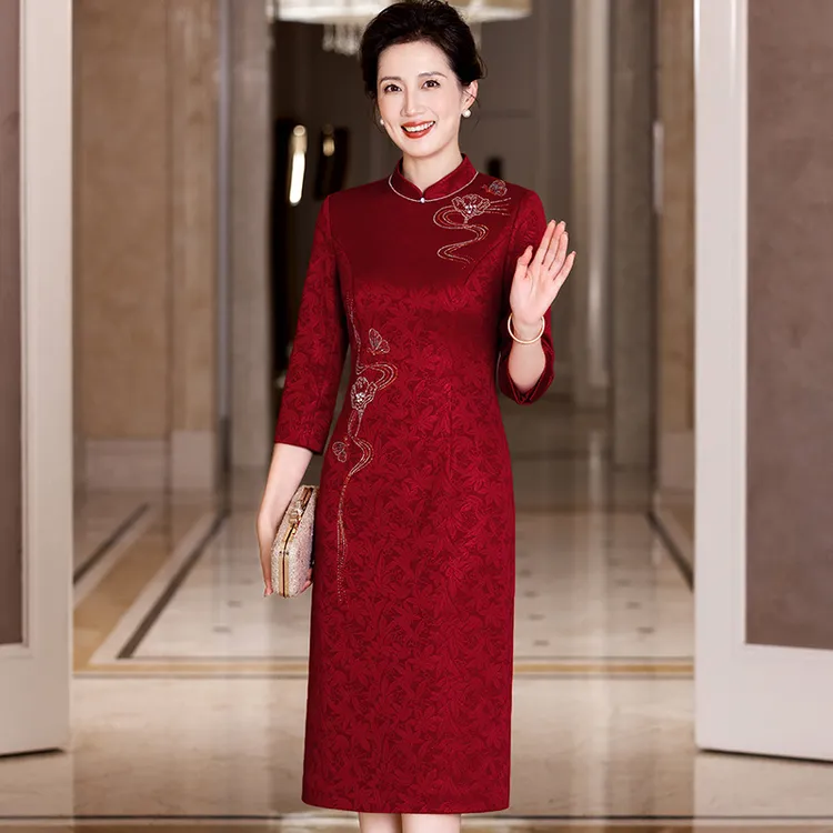 2025秋季新款婚礼喜婆婆改良旗袍裙大码年轻喜妈婚宴礼服不开叉Z
