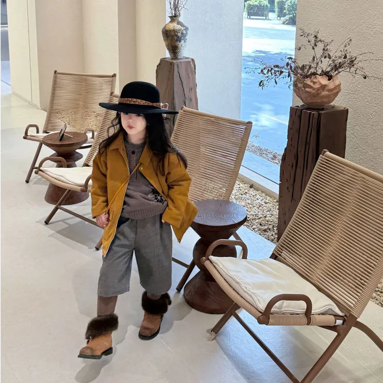 壹妈童装女童韩版秋冬款棕色时髦翻领拉链外套咖色毛衣灰色裤子