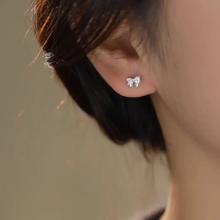 钛钢锆石耳饰 蝴蝶结小巧锆石轻奢高级感耳饰2025新款耳钉女生