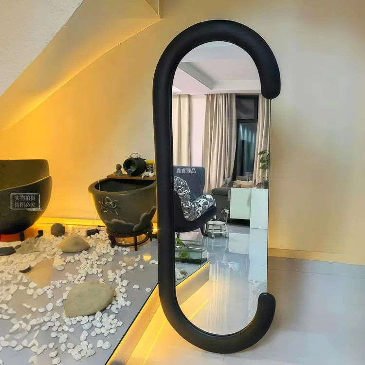 皮革全身镜轻奢穿衣镜奶油风玄关创意家用简约服装店壁挂试衣镜子