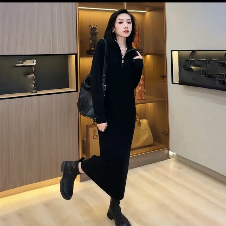 新款秋冬配大衣内搭中长款毛衣裙女神范加厚保暖针织打底连衣裙