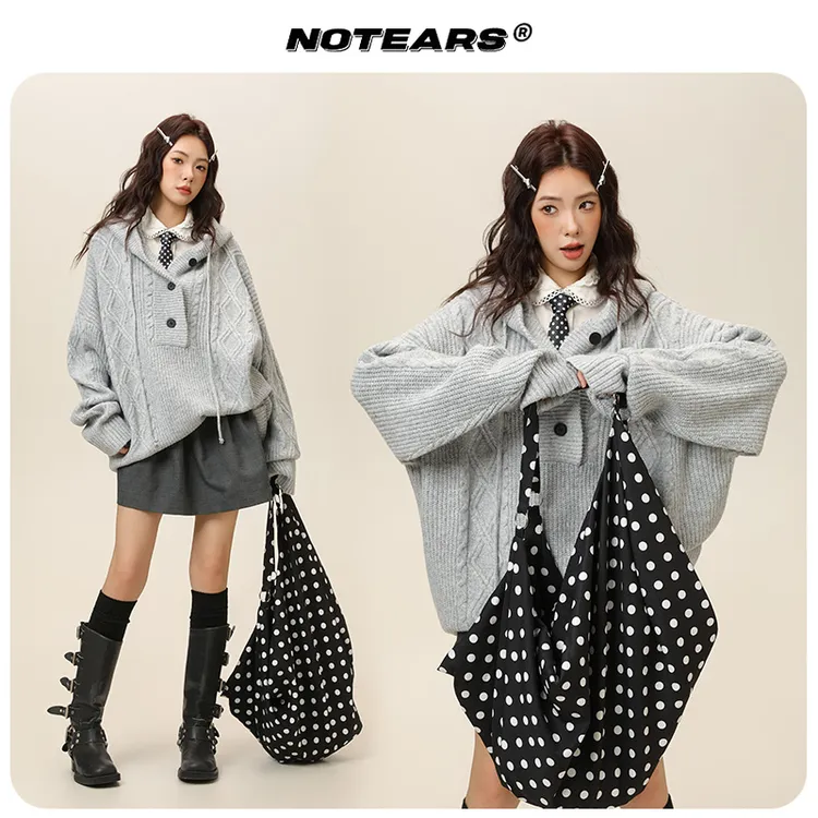 【魔法斗篷】 减龄慵懒麻花纹半排扣纯色休闲连帽毛衣情侣上衣6667