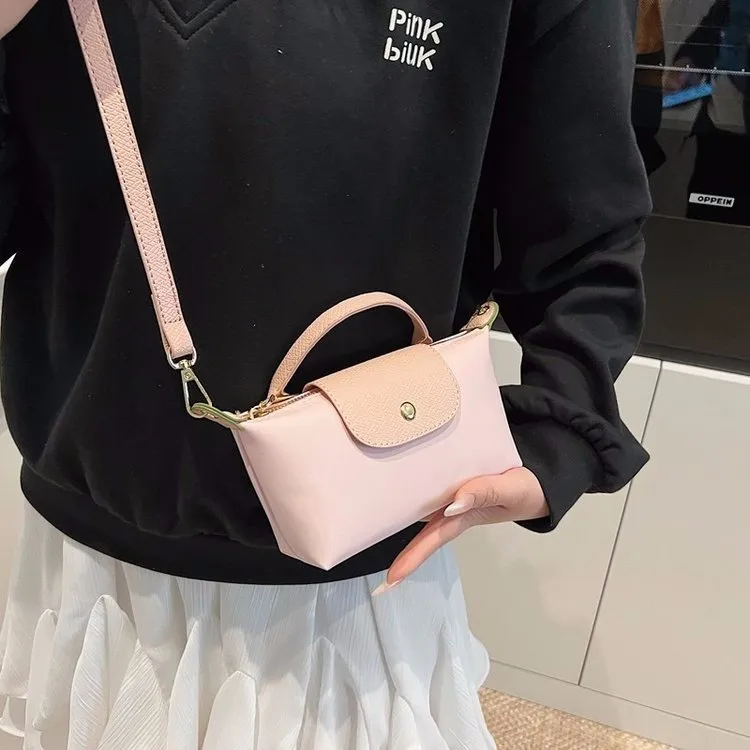 时尚迷你饺子包休闲单肩包2025春夏新款高级感复古小众简约小包