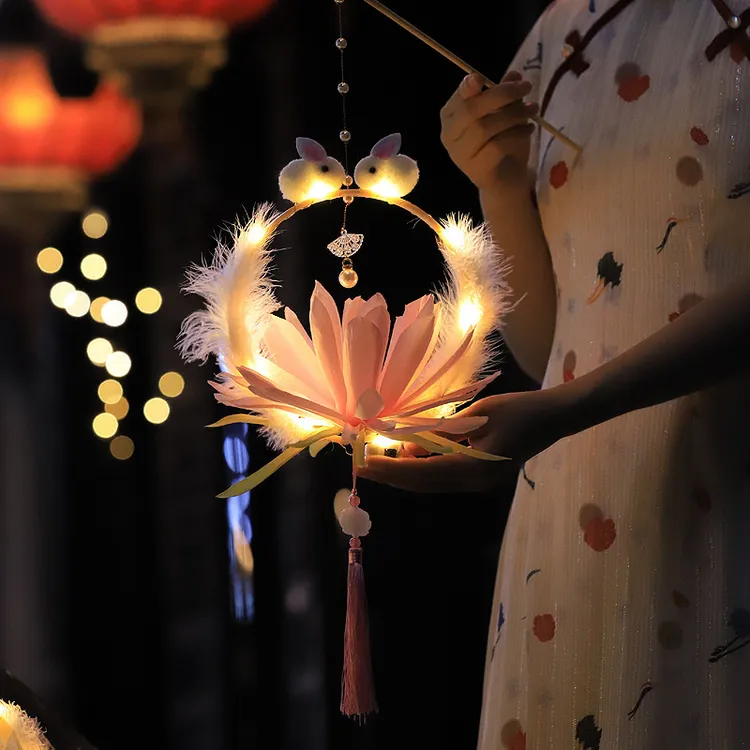 中秋节古风灯笼兔子花灯手工diy制作材料包儿童手提发光玉兔宫灯