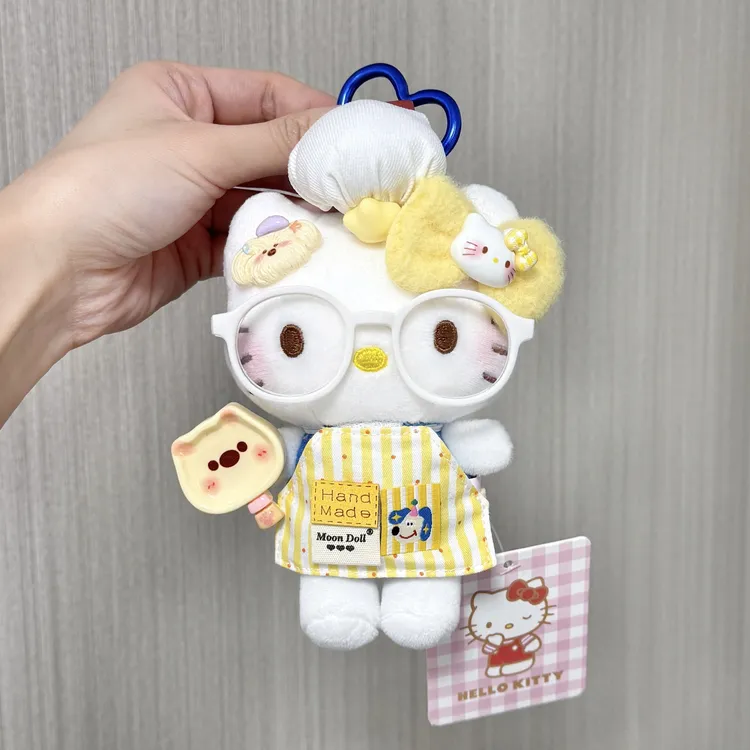 正版【奶黄包厨师】HelloKitty 可爱少女包包挂件车载摆件钥匙扣
