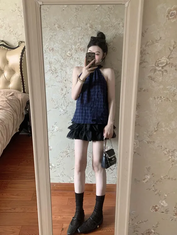 格纹挂脖无袖上衣女款纯欲慵懒风ol女装2025夏季新款小众短裙套装