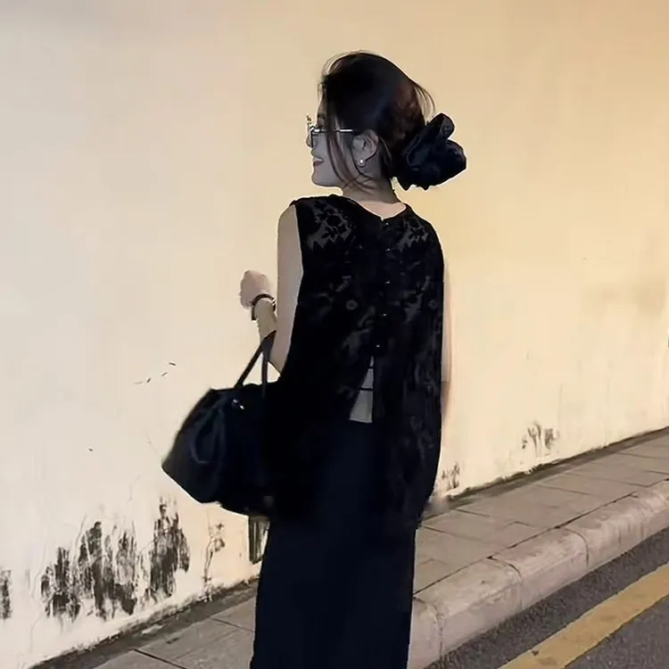 【姜千万】夏季新款丝绒无袖洋气百搭后开叉小衫