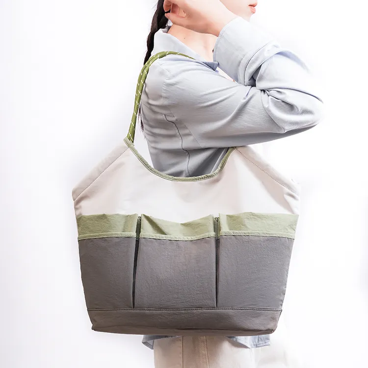 托特包女新款大容量慵懒休闲风通勤单肩包小众购物包出差长途短途