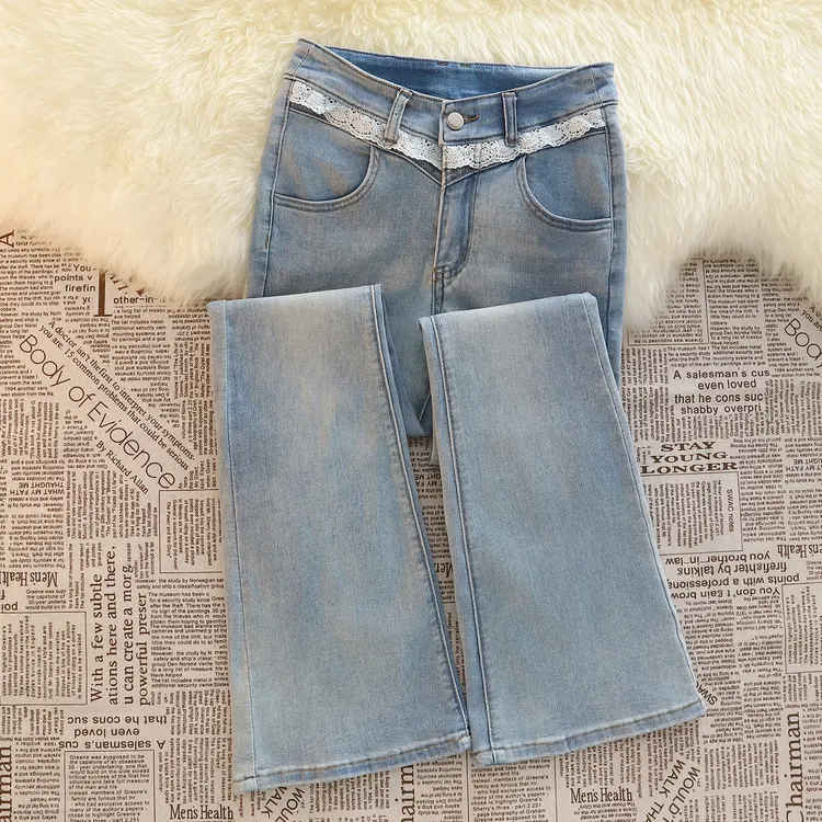 辣妹V字微喇牛仔裤女秋季2025年新款低腰显瘦蕾丝修身弹力喇叭裤